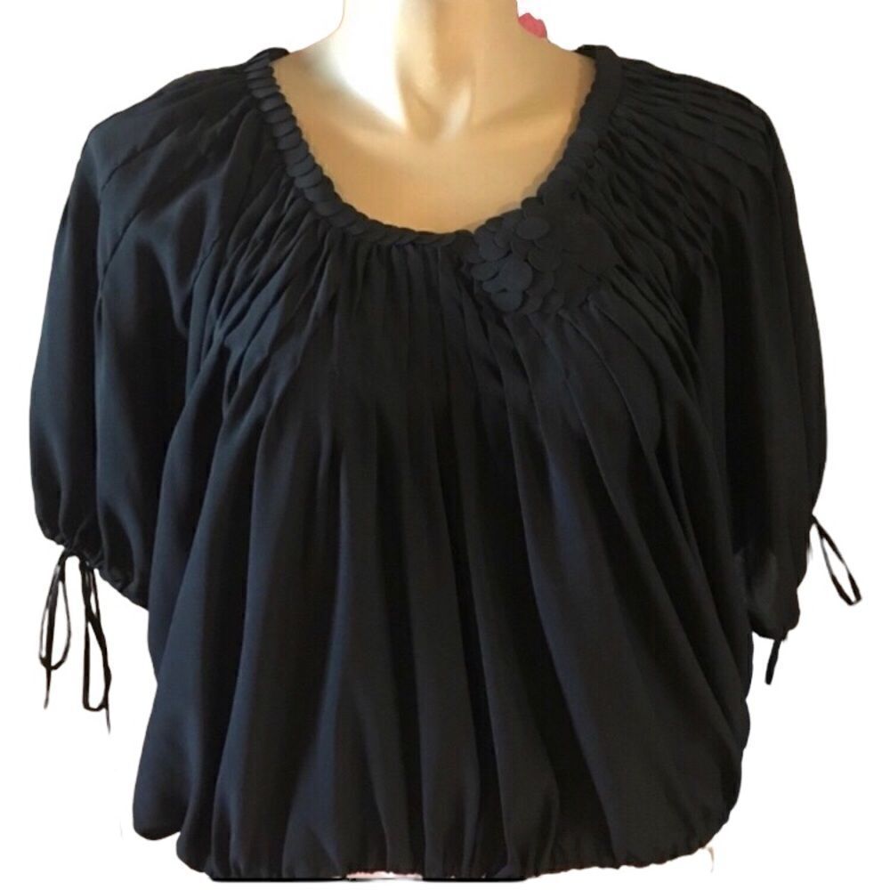 Robbi & Nikki LARGE Black Detailed Top (5)